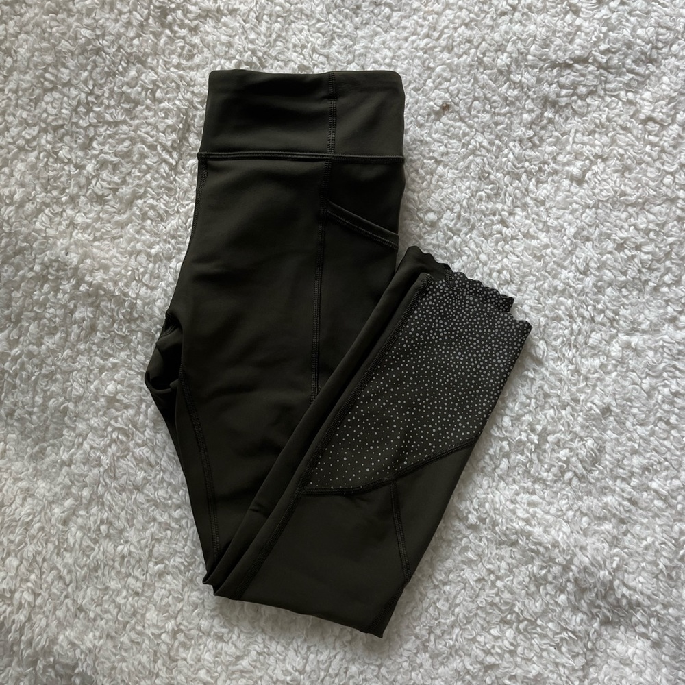 Lululemon: Swift Speed Cropped Leggings (21”)